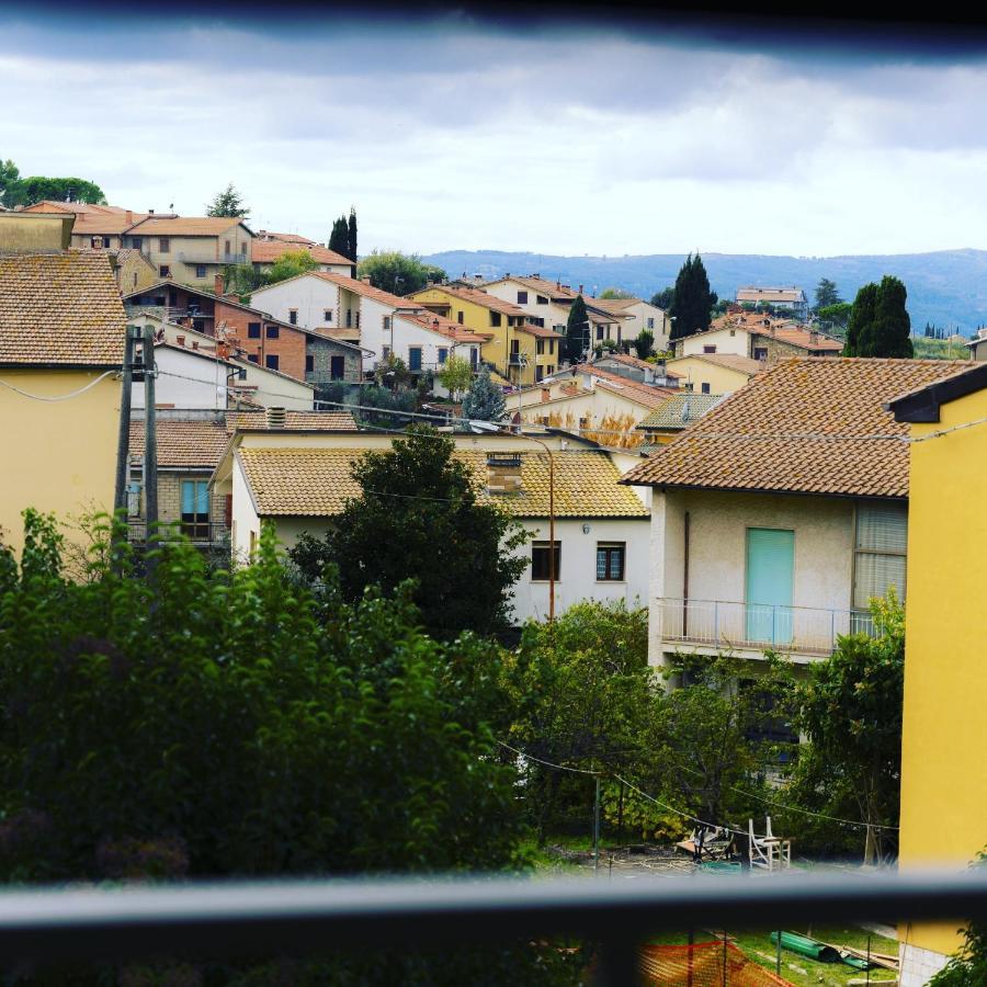 Hotel La Casa Di Enrico San Quirico dʼOrcia Esterno foto